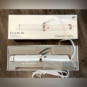 T3 CURL ID 1 ¼" smart curling iron